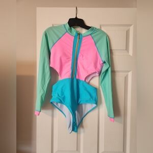 Super Cute Swimsuit with Cutouts Size Large